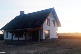 Dom w aurorach 005