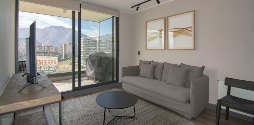 Aranżacja małego salonu – jak optycznie go powiększyć?