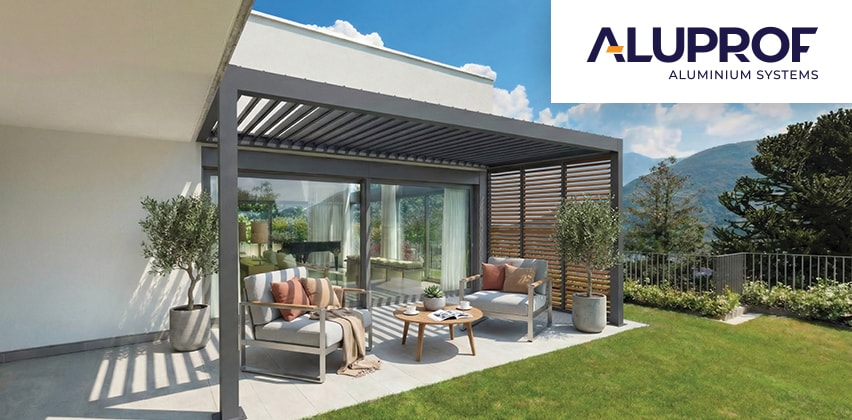 Outdoor living na wiosnę. Z pergolą Aluprof stworzysz dodatkowy salon w ogrodzie